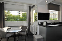Cannes Rentals, rental apartments and houses in Cannes, France, copyrights John and John Real Estate, picture Ref 027-05