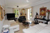 Cannes Rentals, rental apartments and houses in Cannes, France, copyrights John and John Real Estate, picture Ref 053-07