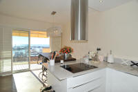 Cannes Rentals, rental apartments and houses in Cannes, France, copyrights John and John Real Estate, picture Ref 076-11