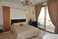 Cannes Rentals, rental apartments and houses in Cannes, France, copyrights John and John Real Estate, picture Ref 079-04