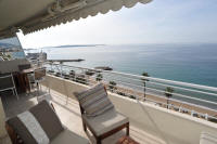 Cannes Rentals, rental apartments and houses in Cannes, France, copyrights John and John Real Estate, picture Ref 096-02