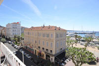 Cannes Rentals, rental apartments and houses in Cannes, France, copyrights John and John Real Estate, picture Ref 098-09