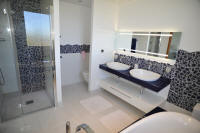 Cannes Rentals, rental apartments and houses in Cannes, France, copyrights John and John Real Estate, picture Ref 102-30
