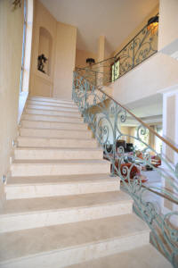 Cannes Rentals, rental apartments and houses in Cannes, France, copyrights John and John Real Estate, picture Ref 102-33