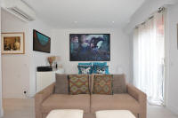 Cannes Rentals, rental apartments and houses in Cannes, France, copyrights John and John Real Estate, picture Ref 105-04