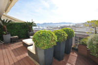 Cannes Rentals, rental apartments and houses in Cannes, France, copyrights John and John Real Estate, picture Ref 129-04