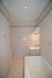 Cannes Rentals, rental apartments and houses in Cannes, France, copyrights John and John Real Estate, picture Ref 185-02