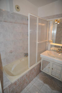 Cannes Rentals, rental apartments and houses in Cannes, France, copyrights John and John Real Estate, picture Ref 201-10