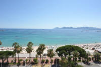 Cannes Rentals, rental apartments and houses in Cannes, France, copyrights John and John Real Estate, picture Ref 209-08