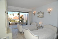 Cannes Rentals, rental apartments and houses in Cannes, France, copyrights John and John Real Estate, picture Ref 232-03