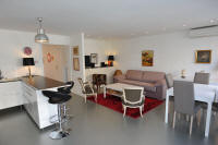Cannes Rentals, rental apartments and houses in Cannes, France, copyrights John and John Real Estate, picture Ref 295-04