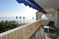 Cannes Rentals, rental apartments and houses in Cannes, France, copyrights John and John Real Estate, picture Ref 325-01