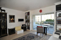 Cannes Rentals, rental apartments and houses in Cannes, France, copyrights John and John Real Estate, picture Ref 338-03