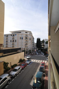 Cannes Rentals, rental apartments and houses in Cannes, France, copyrights John and John Real Estate, picture Ref 375-02