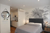 Cannes Rentals, rental apartments and houses in Cannes, France, copyrights John and John Real Estate, picture Ref 404-04