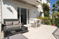 Cannes Rentals, rental apartments and houses in Cannes, France, copyrights John and John Real Estate, picture Ref 030-07