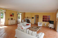 Cannes Rentals, rental apartments and houses in Cannes, France, copyrights John and John Real Estate, picture Ref 032-09