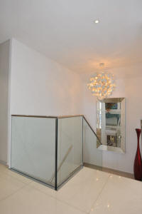 Cannes Rentals, rental apartments and houses in Cannes, France, copyrights John and John Real Estate, picture Ref 033-14