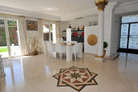 Cannes Rentals, rental apartments and houses in Cannes, France, copyrights John and John Real Estate, picture Ref 053-09