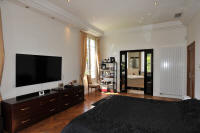 Cannes Rentals, rental apartments and houses in Cannes, France, copyrights John and John Real Estate, picture Ref 053-25