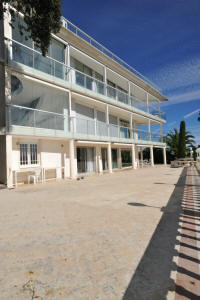 Cannes Rentals, rental apartments and houses in Cannes, France, copyrights John and John Real Estate, picture Ref 103-27