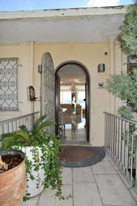 Cannes Rentals, rental apartments and houses in Cannes, France, copyrights John and John Real Estate, picture Ref 103-38