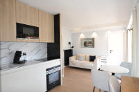 Cannes Rentals, rental apartments and houses in Cannes, France, copyrights John and John Real Estate, picture Ref 139-05