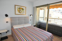 Cannes Rentals, rental apartments and houses in Cannes, France, copyrights John and John Real Estate, picture Ref 139-08