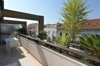 Cannes Rentals, rental apartments and houses in Cannes, France, copyrights John and John Real Estate, picture Ref 178-02