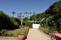 Cannes Rentals, rental apartments and houses in Cannes, France, copyrights John and John Real Estate, picture Ref 215-05
