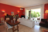 Cannes Rentals, rental apartments and houses in Cannes, France, copyrights John and John Real Estate, picture Ref 215-10