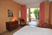 Cannes Rentals, rental apartments and houses in Cannes, France, copyrights John and John Real Estate, picture Ref 215-14