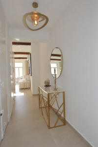Cannes Rentals, rental apartments and houses in Cannes, France, copyrights John and John Real Estate, picture Ref 242-11