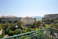 Cannes Rentals, rental apartments and houses in Cannes, France, copyrights John and John Real Estate, picture Ref 270-03