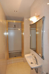 Cannes Rentals, rental apartments and houses in Cannes, France, copyrights John and John Real Estate, picture Ref 307-09